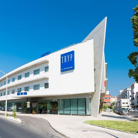 Hotel Tryp By Wyndham Leiria Exterior foto