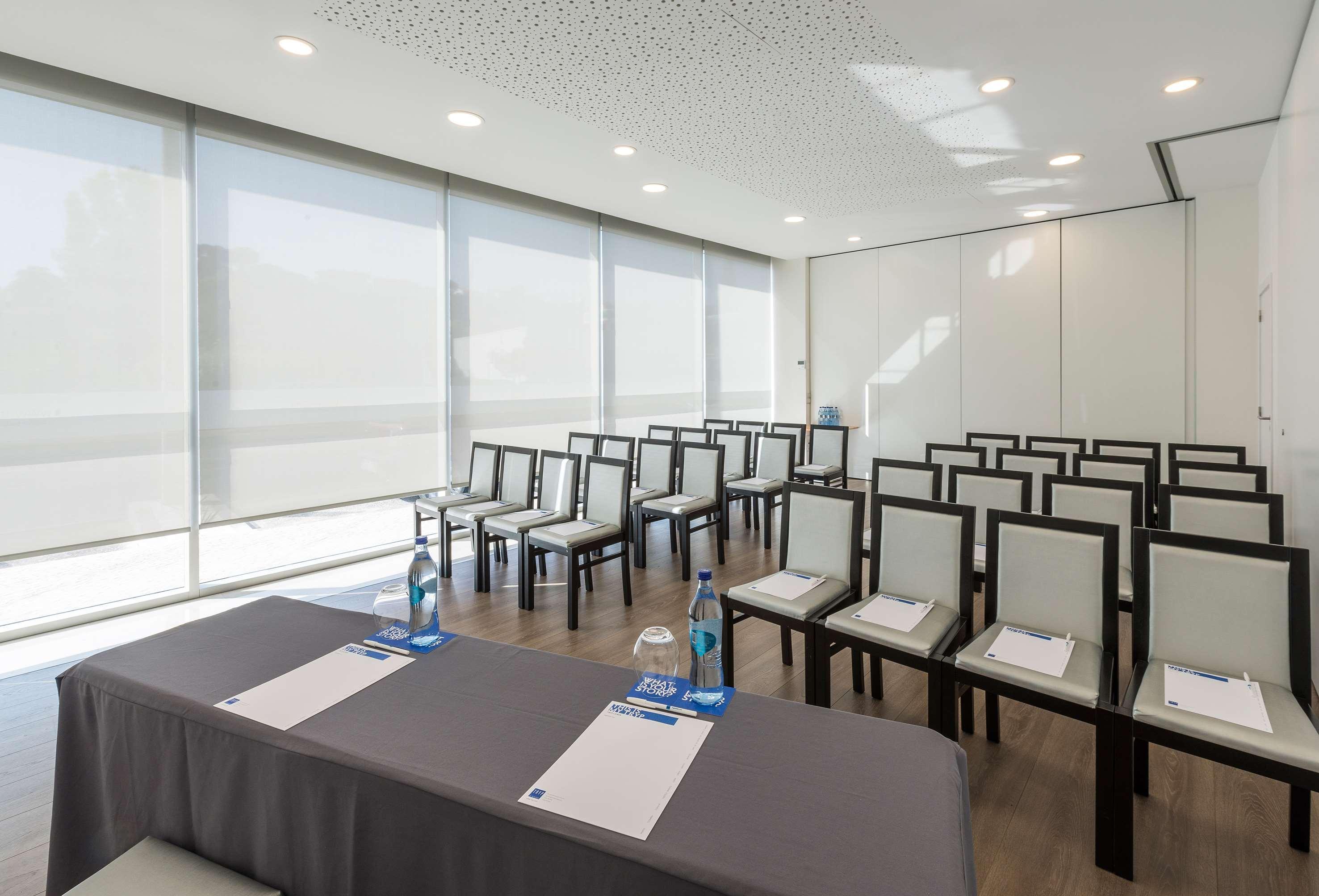 Hotel Tryp By Wyndham Leiria Exterior foto