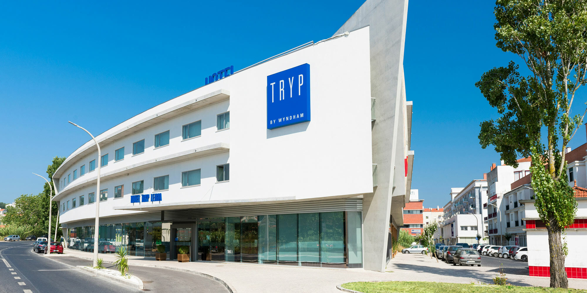 Hotel Tryp By Wyndham Leiria Exterior foto